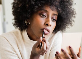 A New Study Just Linked Over 900 Chemicals To Breast Cancer