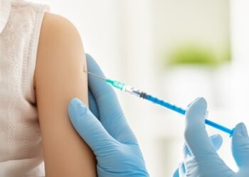 Perceptions of science and scientists shape partisan views on common vaccines