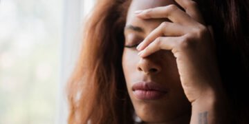 The Migraine Symptom That Could Signal A Bigger Health Risk The Migraine Symptom That Could Signal A Bigger Health Risk