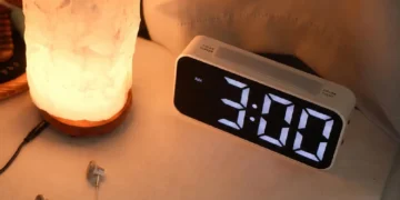 Waking Up at 3 AM? Traditional Chinese Medicine Explains Why