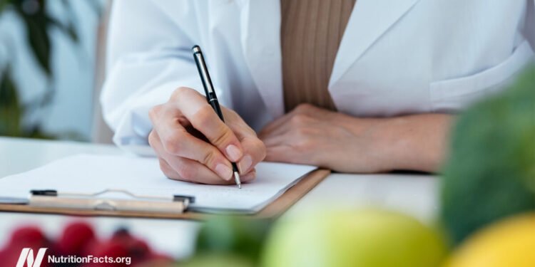 Why Don’t Health Insurers Promote a Healthier Diet?